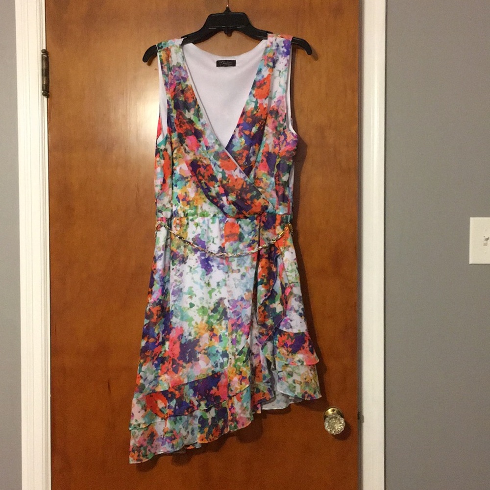 Thalia Sodi Sleeveless Ruffle floral dress